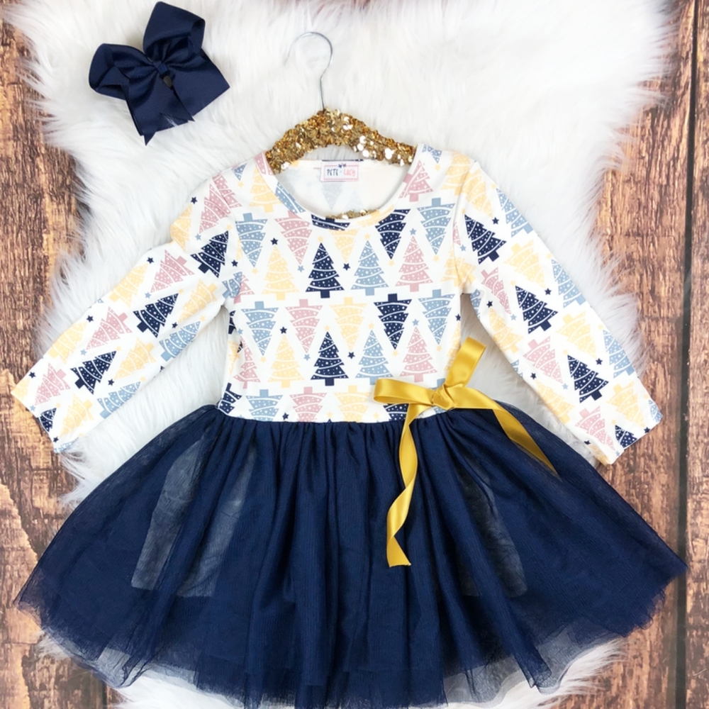 NEW Adorable Tulle Christmas Dress
